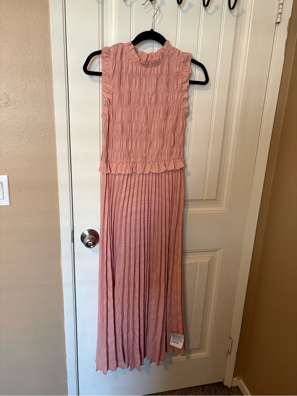 ASOS NWT Sleeveless Smocked Maxi Dress in Dusty Rose